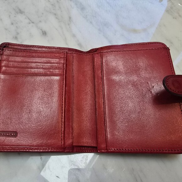 Coach NWT Vintage Red Leather Wallet - Picture 3 of 8